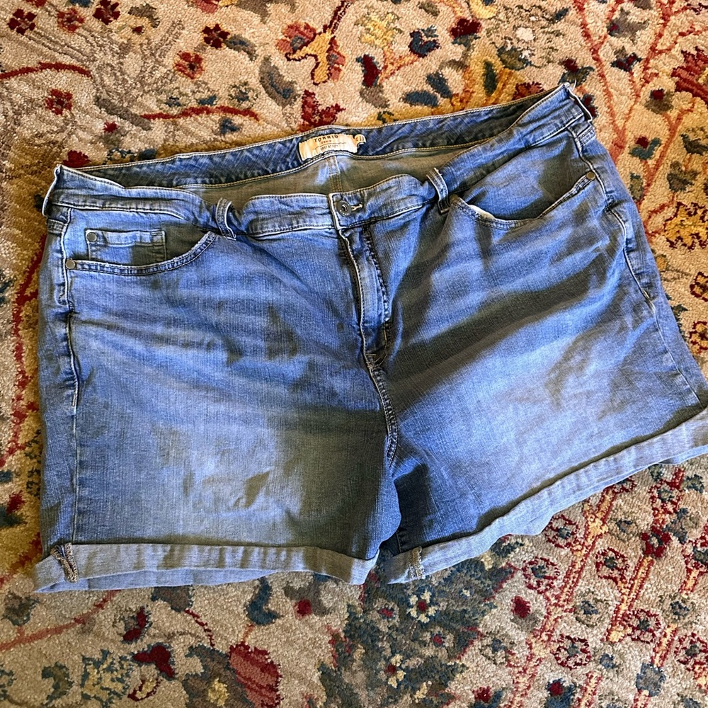 Torrid Shorts
